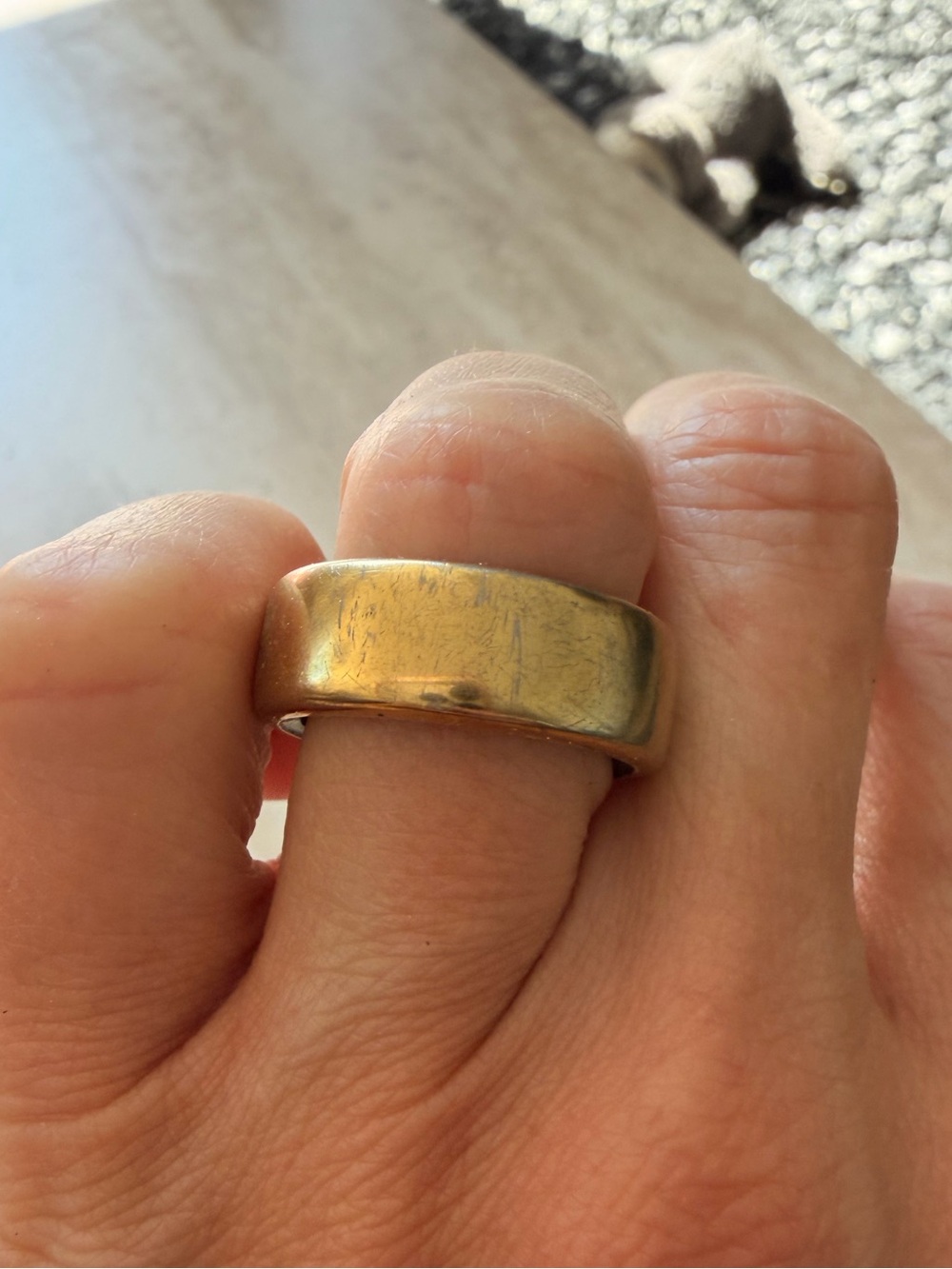 Oura Gold Tone Smart Ring with Black Interior